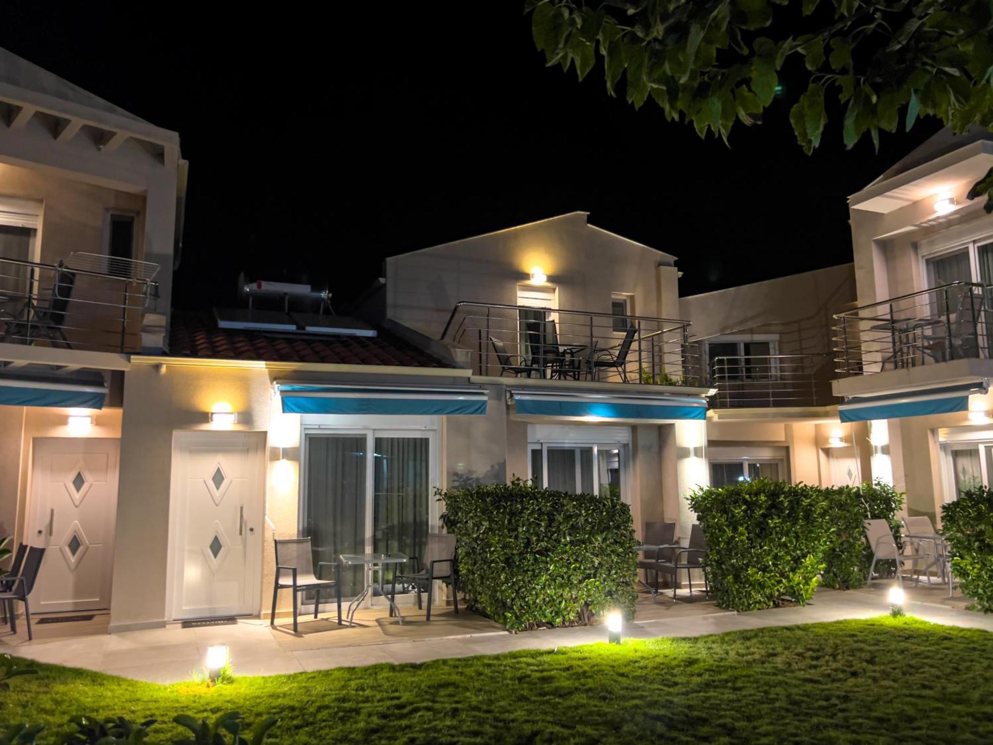 Yalos Beach Maisonettes Skala Sotiros Bagian luar foto