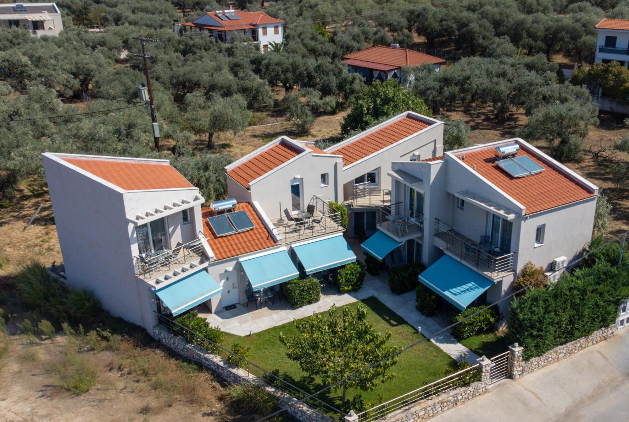 Yalos Beach Maisonettes Skala Sotiros Bagian luar foto